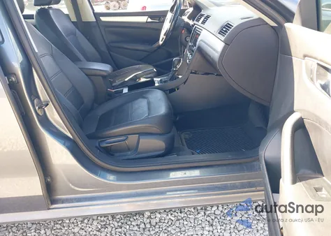 2012 Volkswagen Passat 2.5L Se из США, поврежденный, VIN 1VWBP7A30CC007990